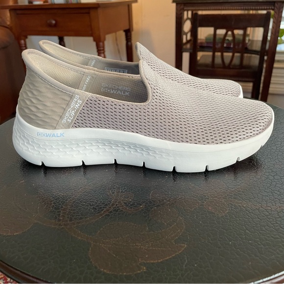 Skechers Slip-ins GOWalk Sneakers womens size 7 - Picture 2 of 8